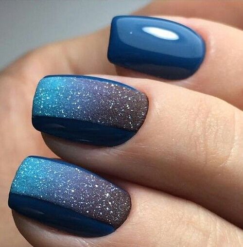 Navy blue and black ombre nails