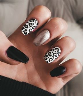 Cheetah Black and Silver Metallic Nails