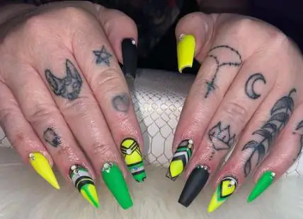 Hand Painted Black, Yellow, Green Baddie Nails