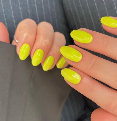 Lemon Bright Nail