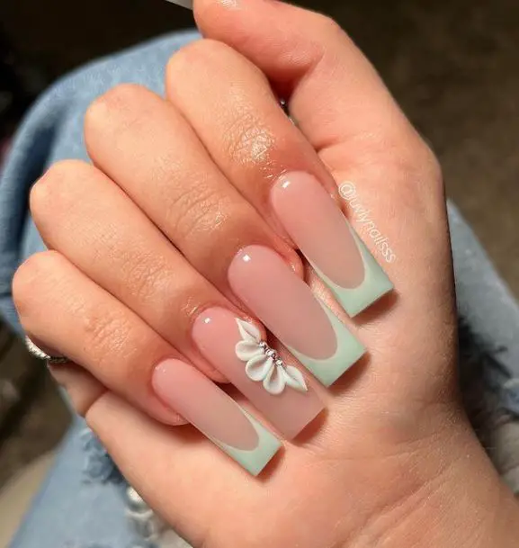 Mint Green Spring Nails