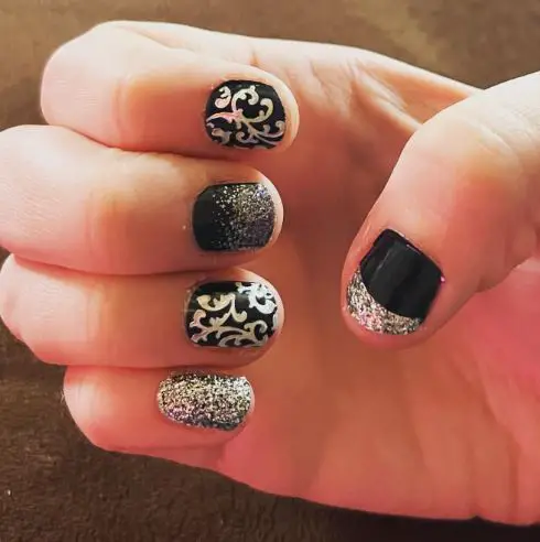 Pattern Style Black and Silver Nails