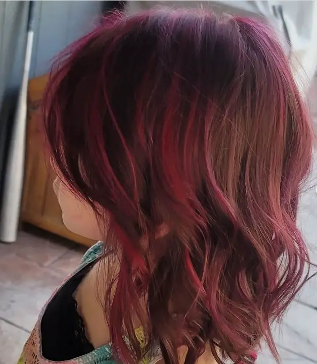pink highlights on dark short hair