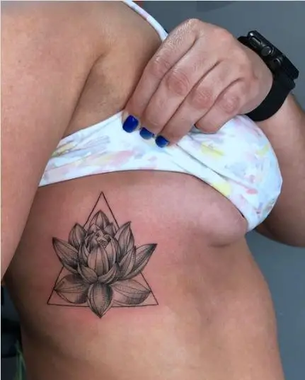Beautiful little Lotus piece