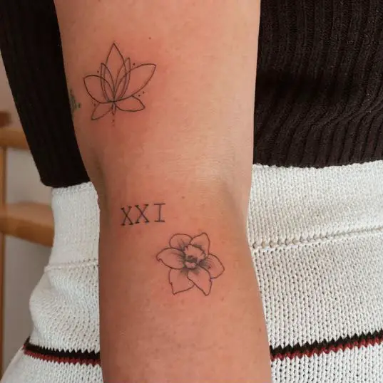 Fineline Flower Tattoo Designs