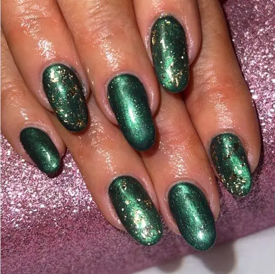 Golden Glitters Emerald Green Nail