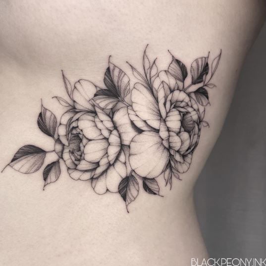 Peonies on the side ribs