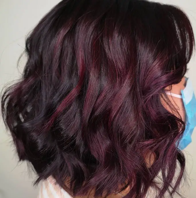 Shoulder Length Hair with Magenta Highlights