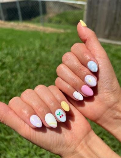 Colorful Round Acrylic Nails