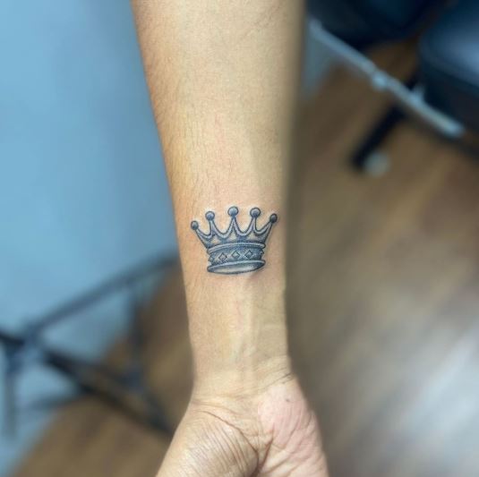 Crown Resembles Victory Tattoo on the Wrist