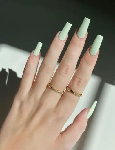Juicy Cleanse Mint Green Nails