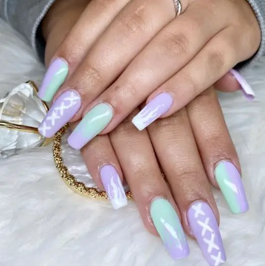 Lilac and Mint Green Pastel Nails