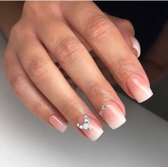 Mocha Gradient Nails With Diamonds