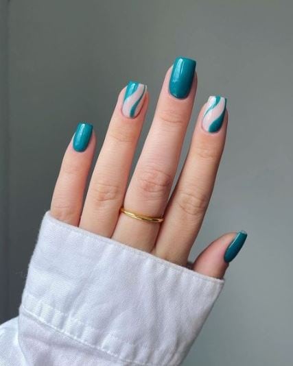 Short Emerald Green Nails