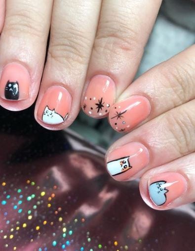 Simple Peach Toon Cat Nails