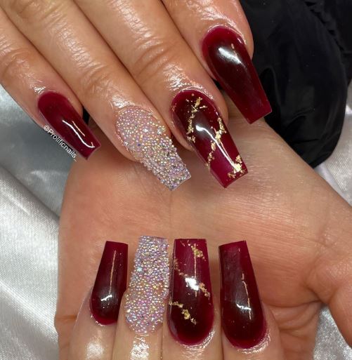 30 Gorgeous Maroon And Gold Nails For The Season