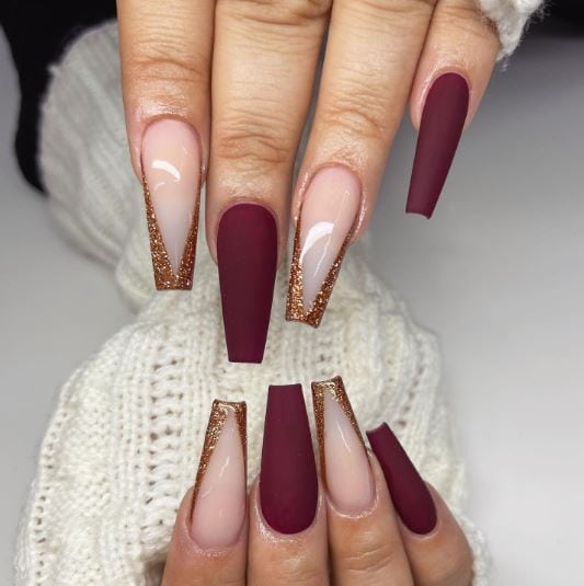 20 Burgundy Nail Ideas That Bring Autumn Energy to Your Fingertips