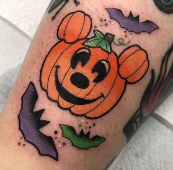 Smiley Pumpkin and Bats Tattoo