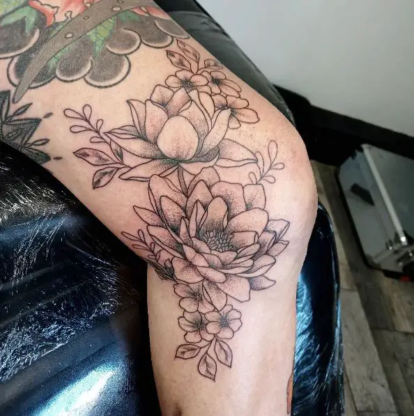 Grey and Black Water Lily Bouquet Knee Tattoo