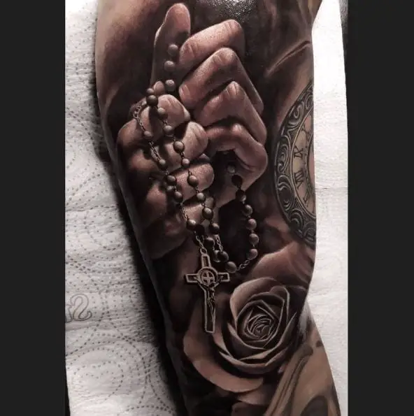 Realistic Praying Hands Rosary Tattoo