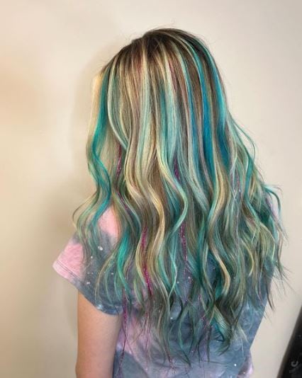 Blue and Slight Pink Highlights On Blonde Hair