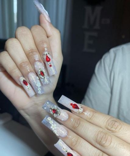 50 Stunning Prom Nail Ideas To Look Ravishing For Prom