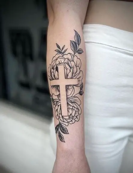 Big Cross and Roses Tattoo