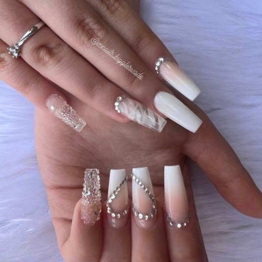 Love Shape Marble Nails