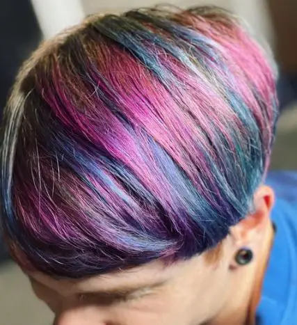 Pink and Blue Highlight For Short Hair