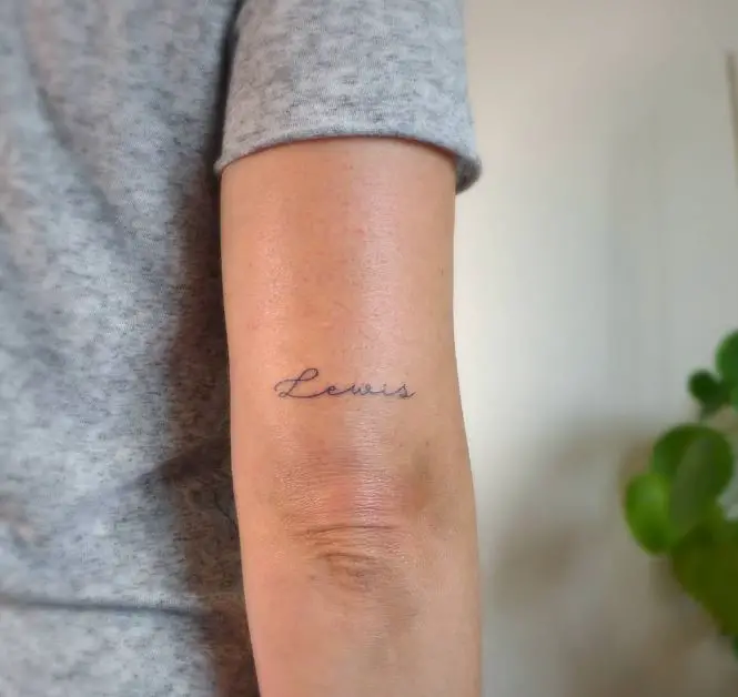 kids name tattoo in simple font