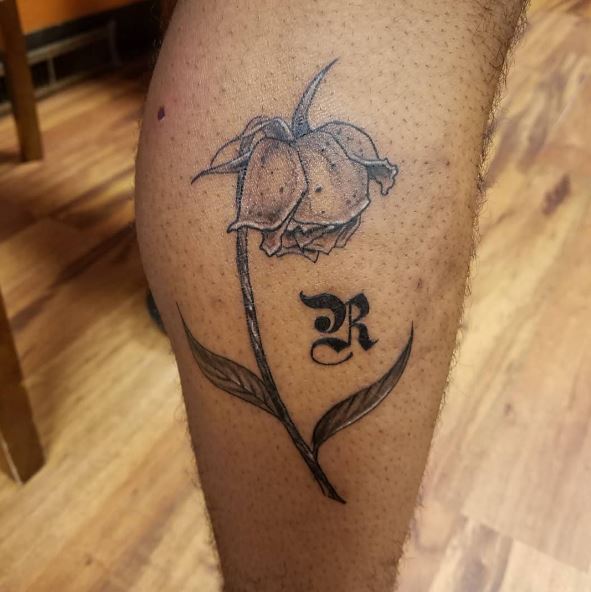 Black & Grey Realistic Dead Rose Knee Tattoo