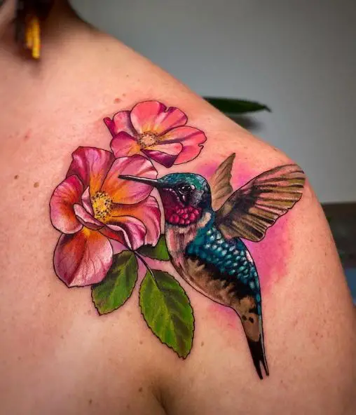 Realistic Colorful Hummingbird Tattoo on Shoulder