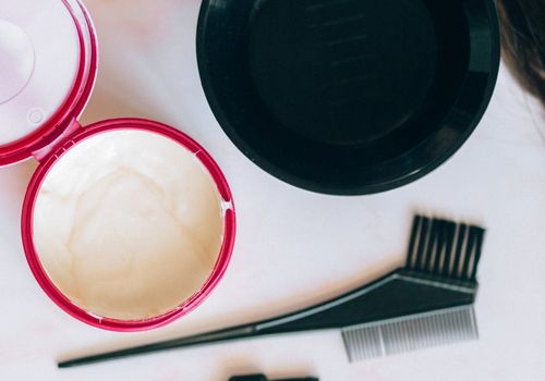 Hair Toner with a Mixing Bowl and Brush