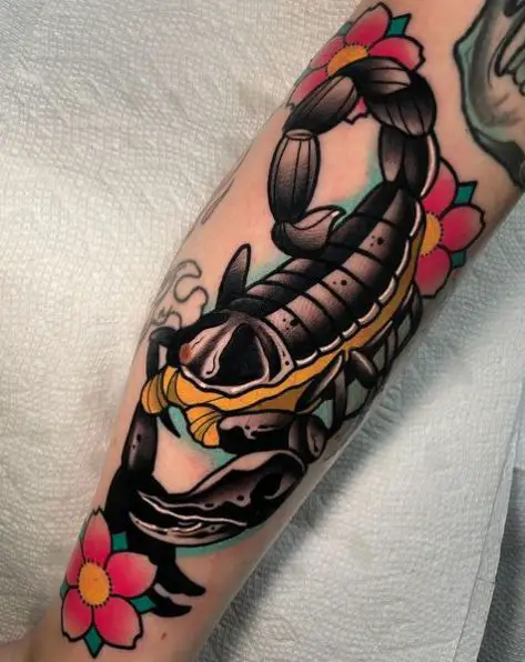 Massive Colorful Tattoo Of A Scorpion With Red Flowers