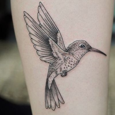 125+ Hummingbird Tattoo Ideas With Meanings To Help You Stay Positive