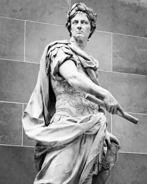 Julius Caesar Sculpture