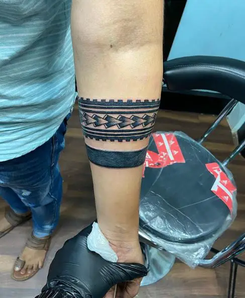 Solid and Tribal Armband Tattoo
