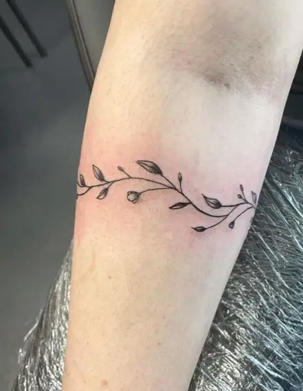 Branch with Leaves Armband Tattoo