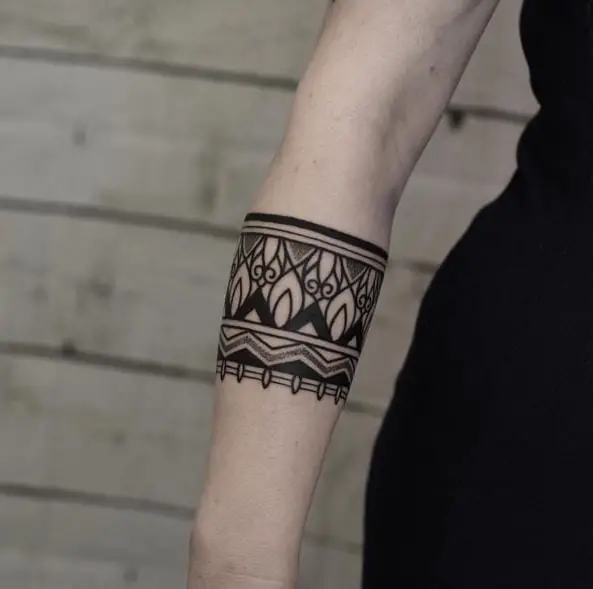 Armband Tattoo with Geometric Ornament