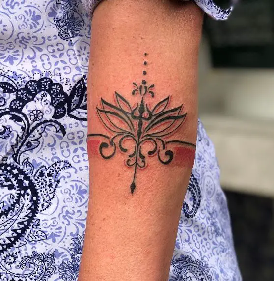 Ornamental Lotus Armband Tattoo