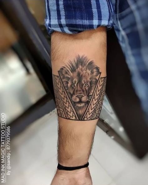 Lion Head Armband Tattoo