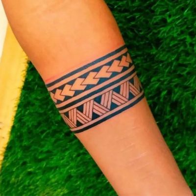 Arm Band Tattoos With an Hawaiian Theme 3  bodysstyle