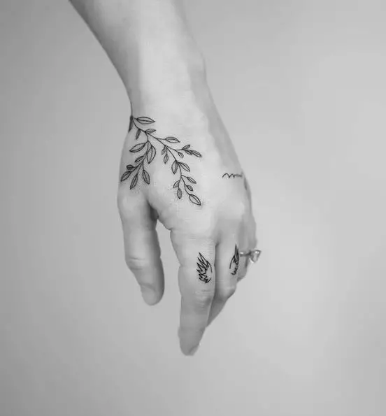 Black Simple Vine Tattoo on Hands