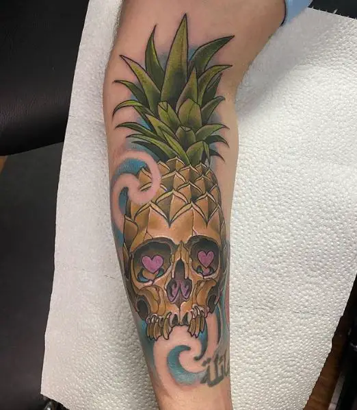 Skull Pineapple with Heart Eyes