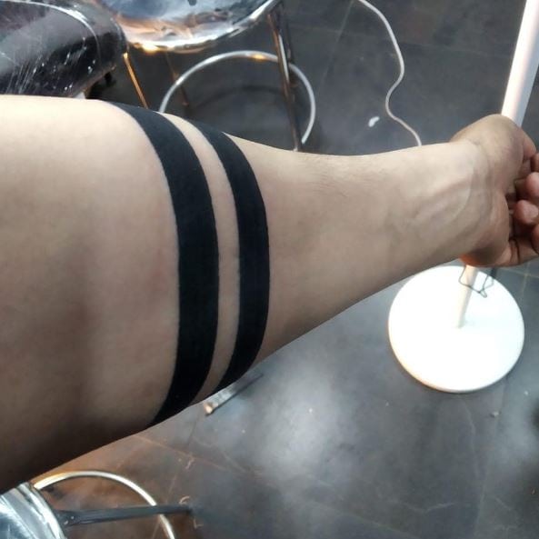 Two Thick Lines Armband Tattoo