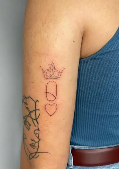 Simple Fine Line Queen of Hearts Arm Tattoo