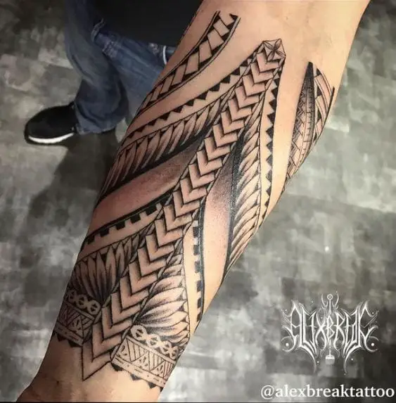 Samoan Symmetrical Ornament Forearm Tattoo
