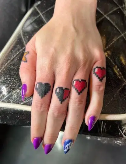 Black and Red Hearts Knuckles Tattoo