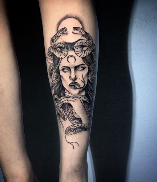 medusa tattoo on back leg  Tattoos Era