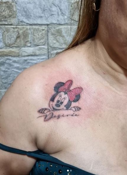 Peeping Minnie Mouse Tattoo Piece
